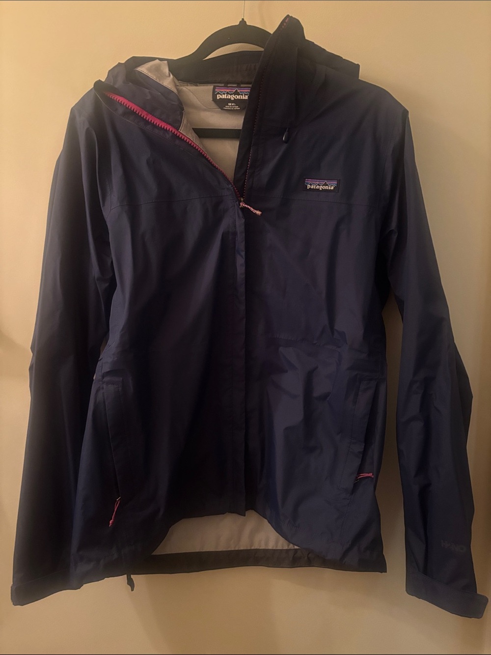 EUC Patagonia Women's Torrentshell 3L Rain Jacket H2No Navy Pink Zip Medium M